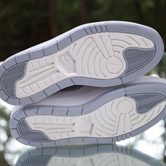 Air Jordan 1 Elevate Low Wolf Grey - Picture 10 of 12
